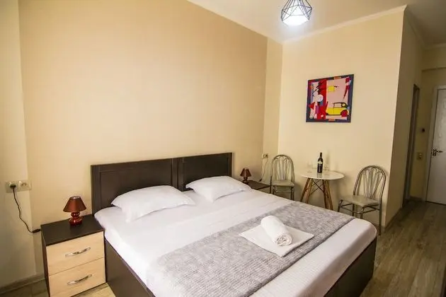 Tek Büyük Yataklı Oda, Balkon