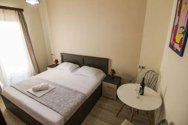 Tek Büyük Yataklı Oda, Balkon