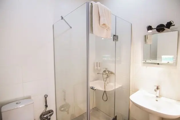 Tek Büyük Yataklı Oda, Balkon