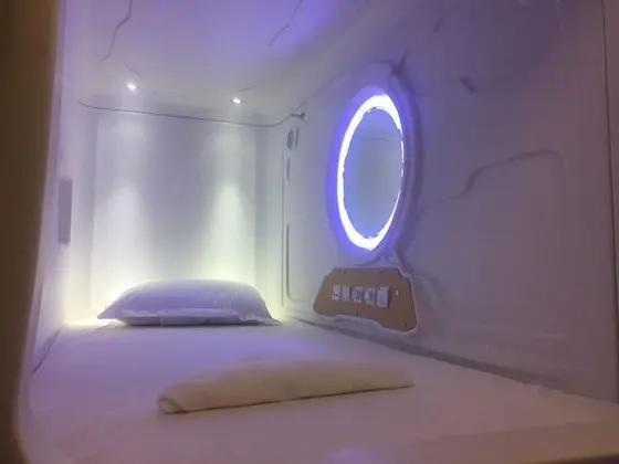 Single Space Pod (No Windows)