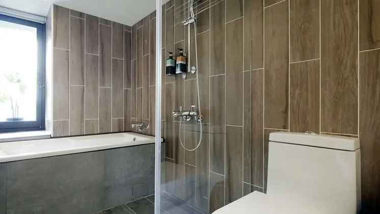 Deluxe Tek Büyük Yataklı Oda, Küvet