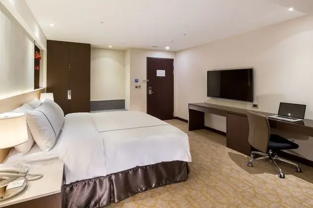 Deluxe Tek Büyük Yataklı Oda