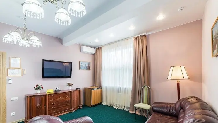 Luxury Tek Büyük Yataklı Oda