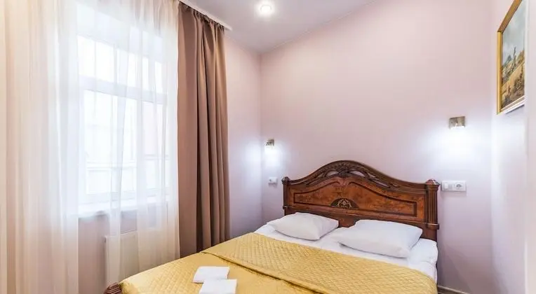 Luxury Tek Büyük Yataklı Oda