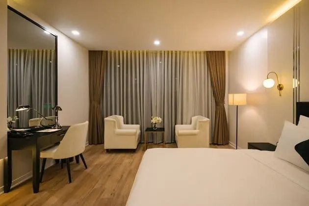 Superior Tek Büyük Yataklı Oda, 1 En Büyük (King) Boy Yatak, Şehir Manzaralı