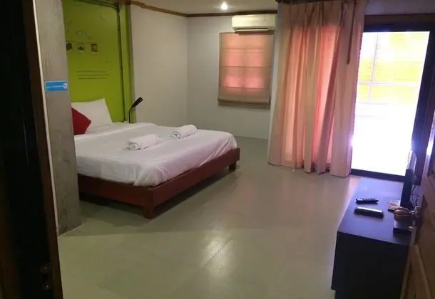 King Room with Private Bathroom