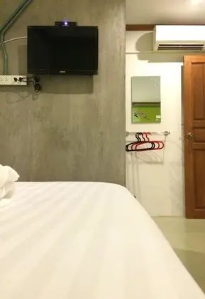 King Room with Private Bathroom