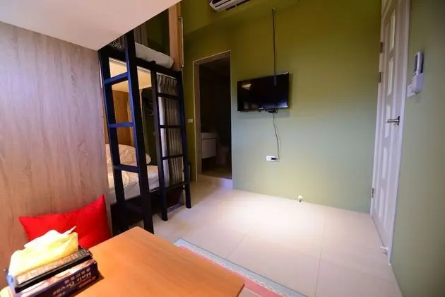 Ortak Ranzalı Oda, Sadece kadınlar için