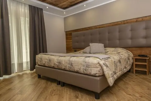 Tek Büyük veya İki Ayrı Yataklı Oda