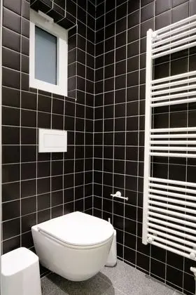 Black & White Suite