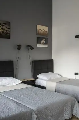 Dört Kişilik Oda, Ortak Banyo