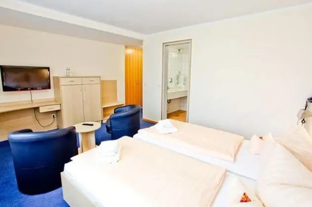 Classic Büyük Yataklı Tek Kişilik Oda