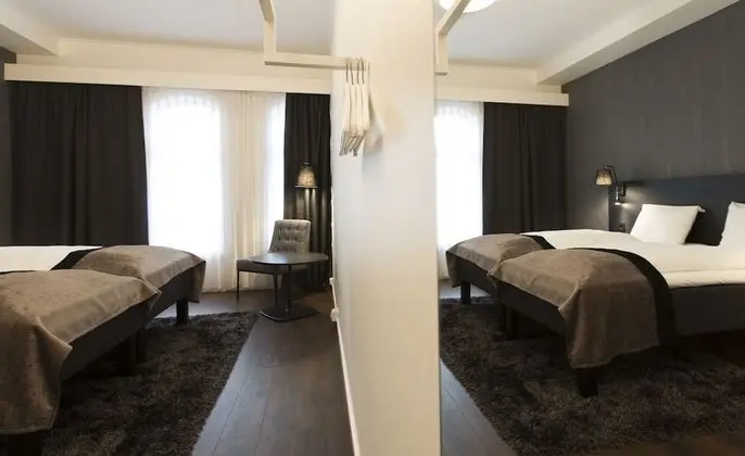Superior Tek Büyük Yataklı Oda