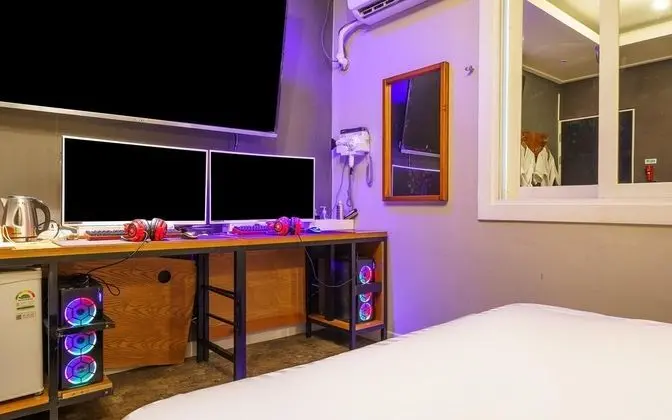 Oda (Premium Twin with Couple PC (LOL or P)