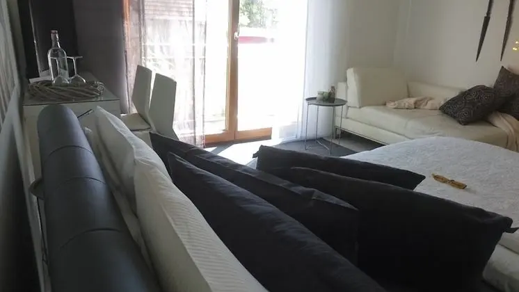 Design Stüdyo, Balkon, Bahçe Manzaralı (B'nB)