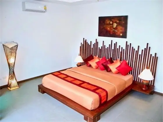 Villa, 2 Yatak Odası, Havuz Kenarı