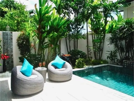 Villa, 3 Yatak Odası, Havuz Kenarı