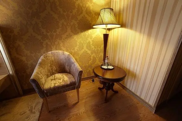 Business Tek Büyük Yataklı Oda