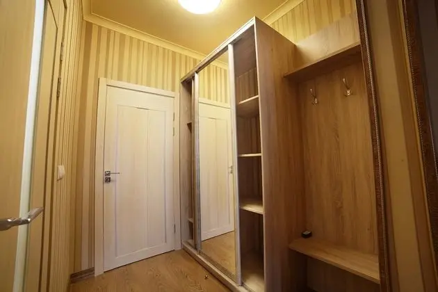 Business Tek Büyük Yataklı Oda