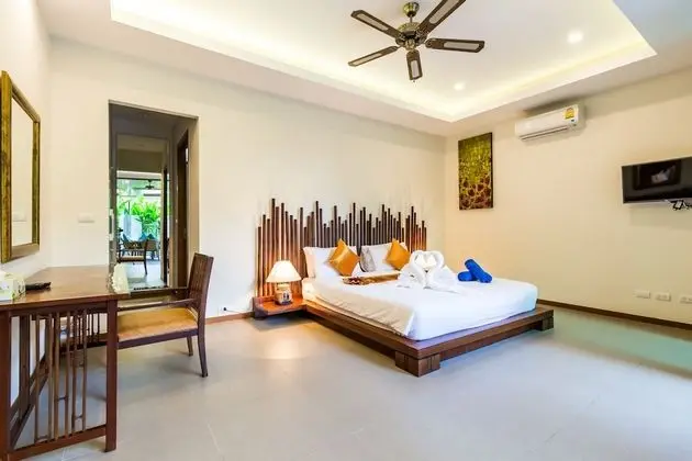 4 Bedrooms Villa with Private Pool