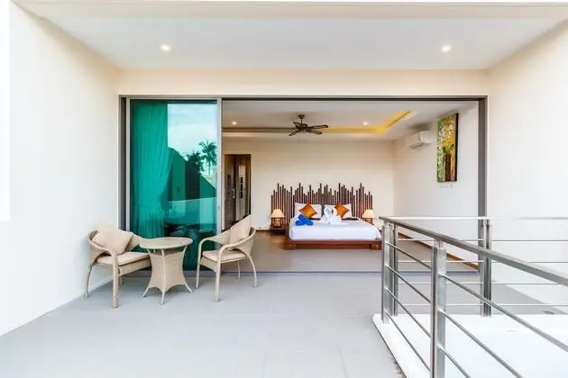 4 Bedrooms Villa with Private Pool