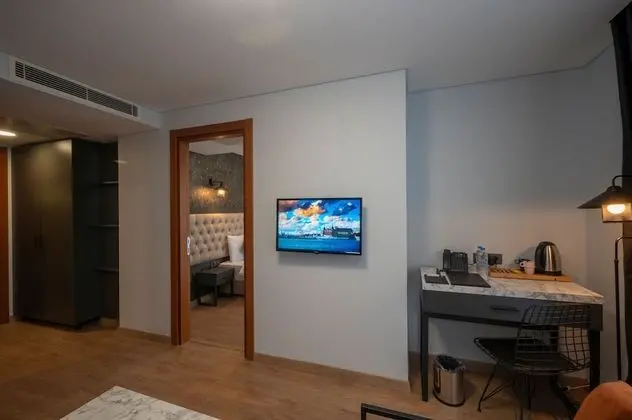 Standard Süit, 1 En Büyük (King) Boy Yatak ve Çekyat