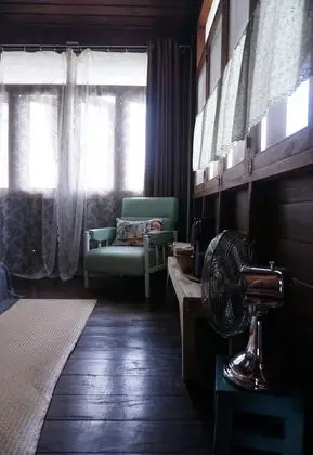 Single Room with Fan (Shared Bathroom)