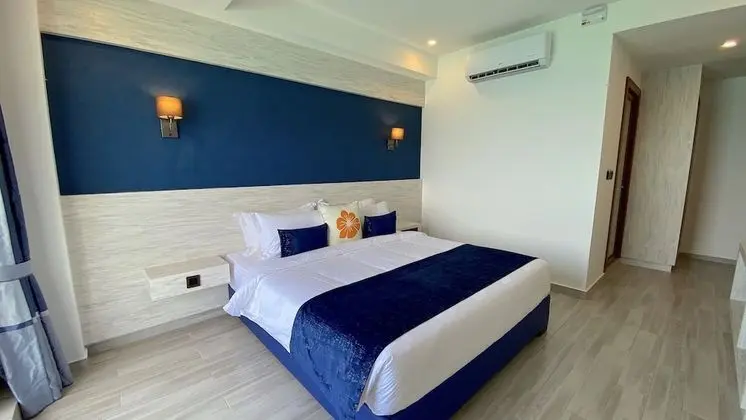 Deluxe Tek Büyük Yataklı Oda, Balkon, Deniz Manzaralı