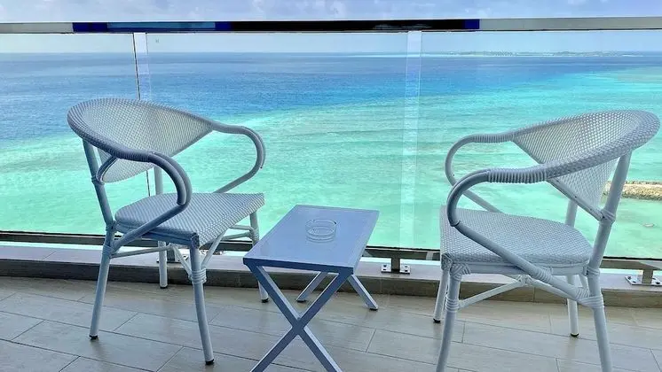 Deluxe Tek Büyük Yataklı Oda, Balkon, Deniz Manzaralı