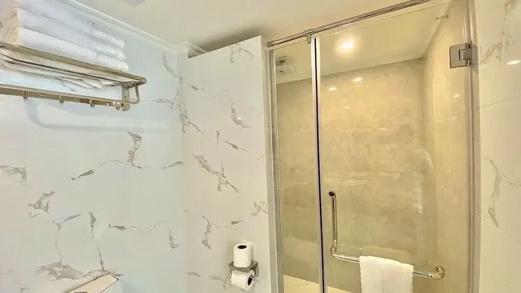 Deluxe Üç Kişilik Oda, Balkon, Deniz Manzaralı