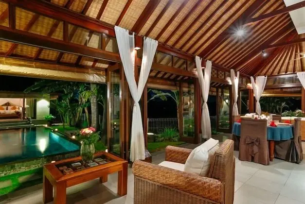 Villa, 2 Yatak Odası, Kişiye Özel Havuzlu