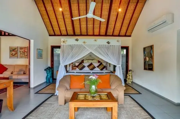 Villa, 3 Yatak Odası, Kişiye Özel Havuzlu