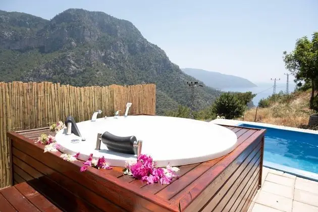 King Suite - Jakuzili,Deniz Manzaralı,Balkon veya Teraslı