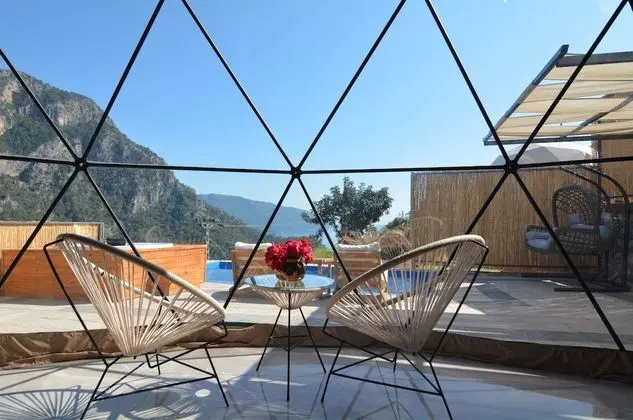 Royal Oda, 1 Yatak Odası, Deniz Manzaralı, Bahçeli