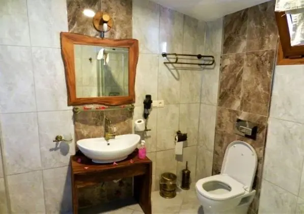 Deluxe Üç Kişilik Oda