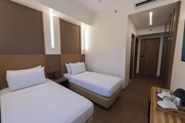 Basic Tek Büyük veya İki Ayrı Yataklı Oda