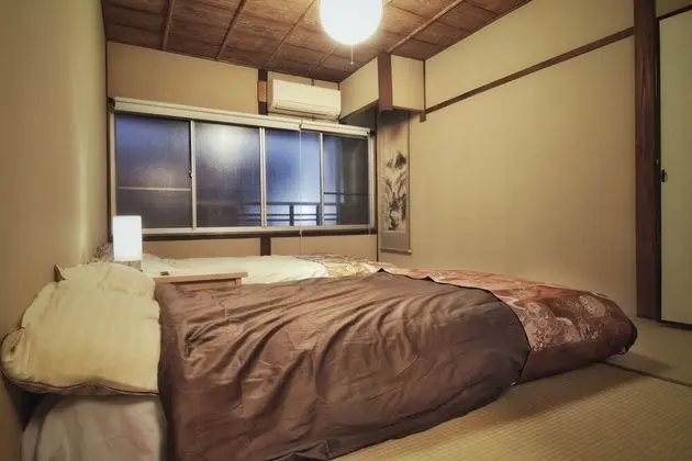 Traditional Ev (Private Vacation)