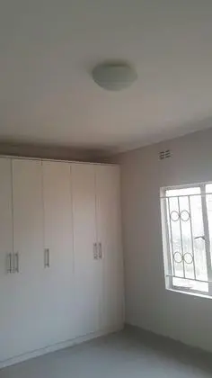 Ev, Sigara İçilmez, Avlu