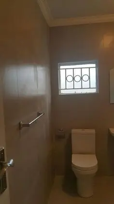 Ev, Sigara İçilmez, Avlu