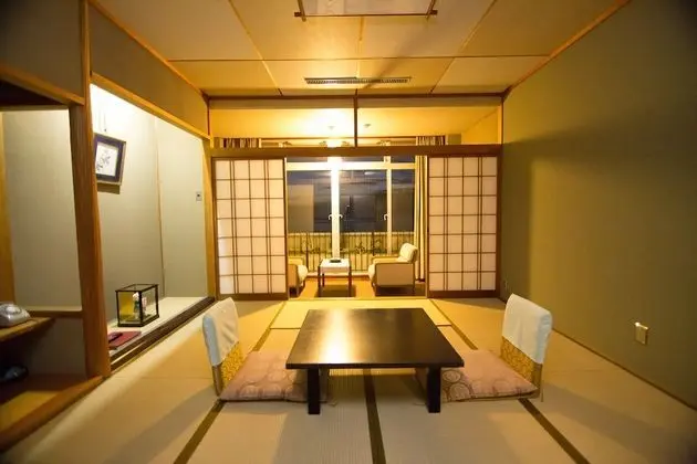Traditional Oda, Sigara İçilebilir, Okyanus Manzaralı (Japanese Style)