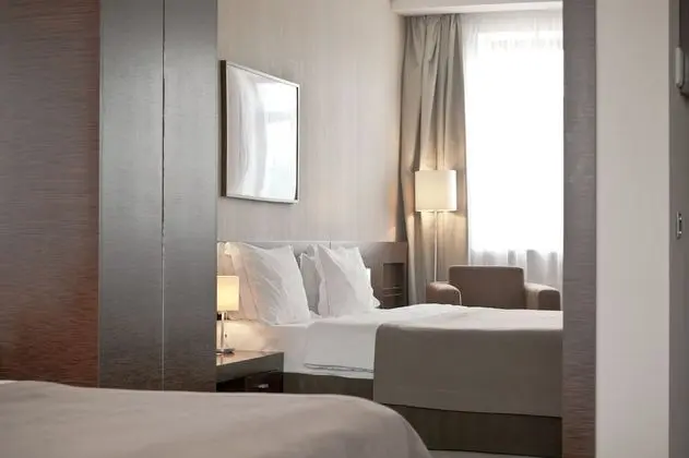 Business Oda, 1 Büyük (Queen) Boy Yatak