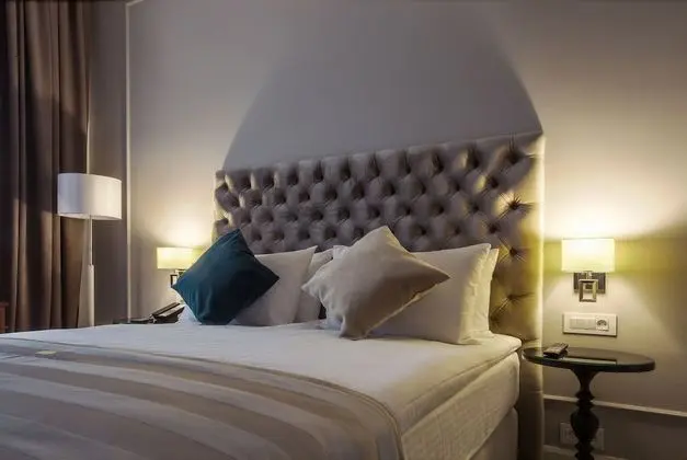 Superior Tek Büyük Yataklı Oda