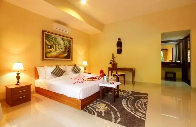 Villa, 1 Yatak Odası, Havuz Manzaralı