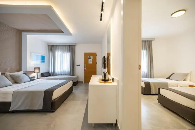 https://images.etstur.com/imgproxy/resize/2560x1440/files/images/hotelImages/etsrooms/189/Kadikale_Resort___Spa_20250521143300_1.jpg