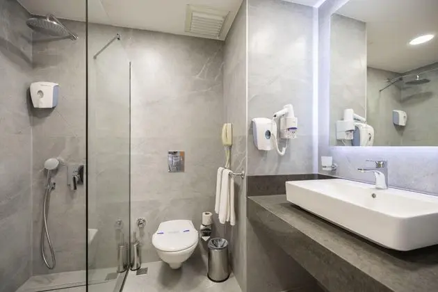 https://images.etstur.com/imgproxy/resize/2560x1440/files/images/hotelImages/etsrooms/189/Kadikale_Resort___Spa_20250521143554_0.jpg