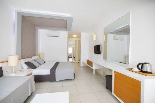 https://images.etstur.com/imgproxy/resize/2560x1440/files/images/hotelImages/etsrooms/189/Kadikale_Resort___Spa_20250521143557_2.jpg