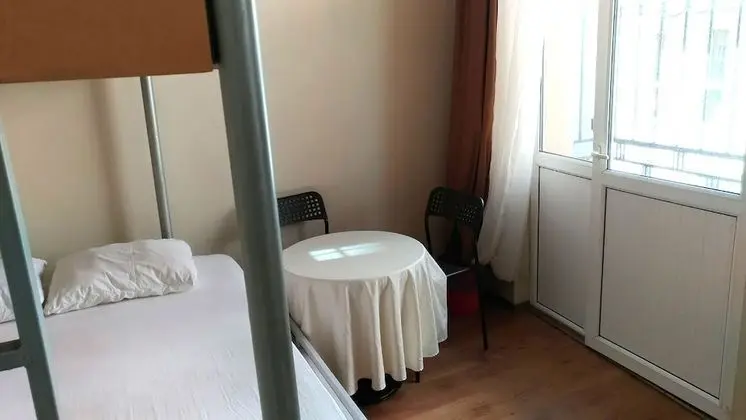Basic Ortak Ranzalı Oda, Sadece erkekler için, Sigara İçilmez (4 Person)
