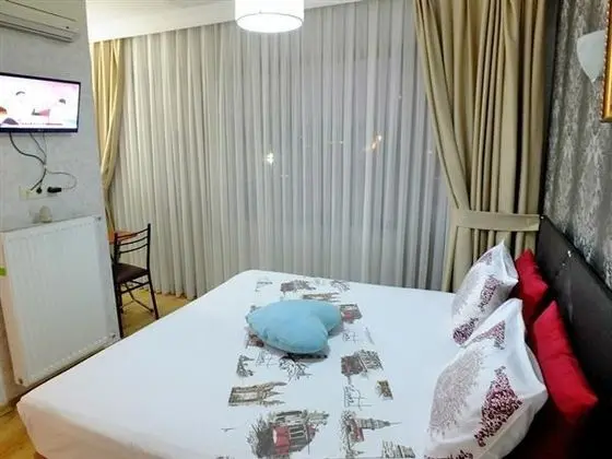 Deniz Manzaralı Teras Odası