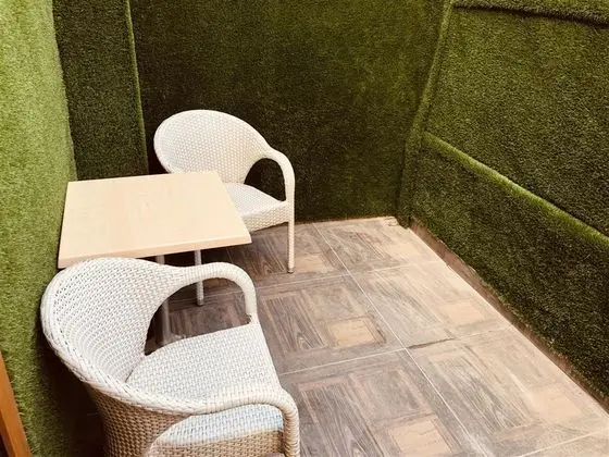 Teraslı Suit