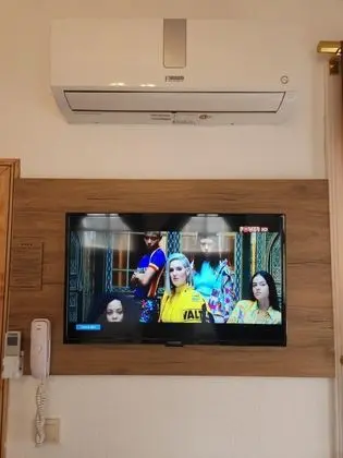 Deluxe Oda Balkonlu, Kara Manzaralı, Balkonlu